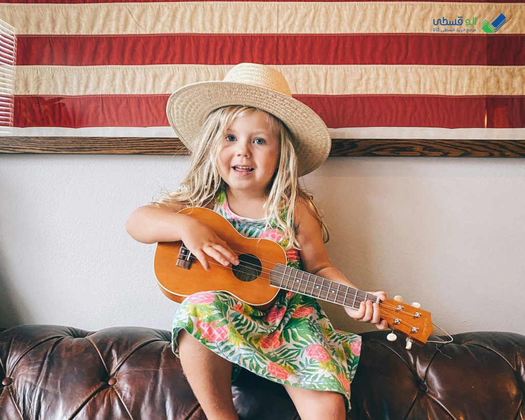 یوکللی (Ukulele)