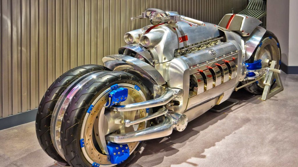 تصویری از نمای جذاب موتور داج تاماهاوک