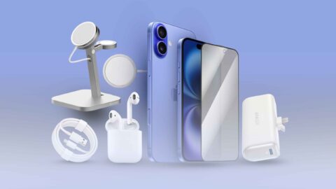 تصویری از لوازم جانبی که در کنار آیفون 16 قرار گرفته است.