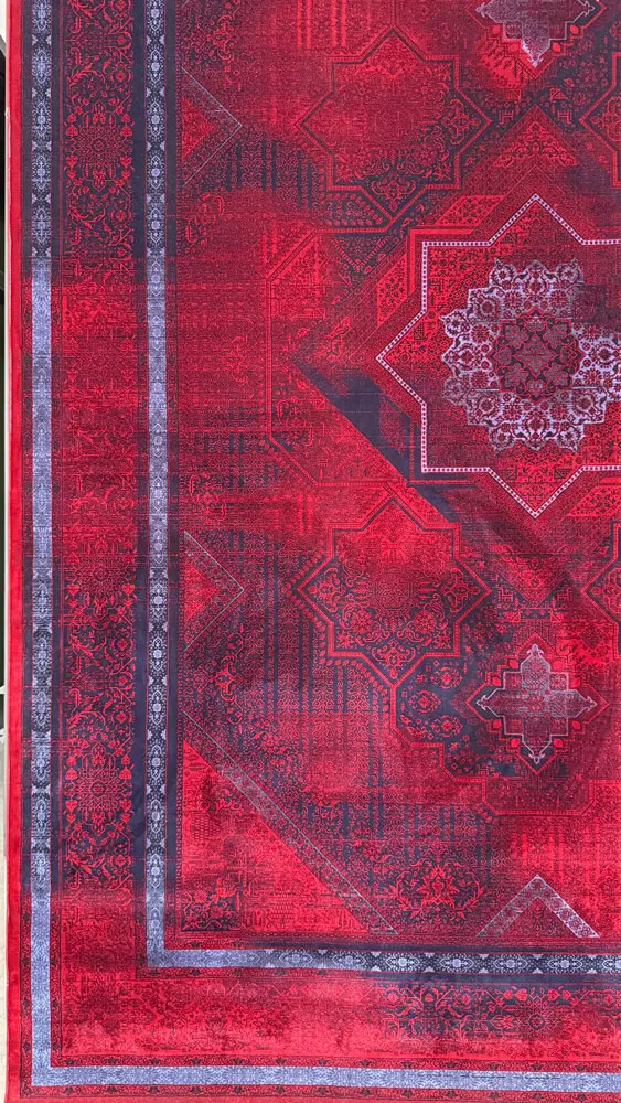 فرش 1200 شانه اکرلیک طرح هانا زمینه لاکی