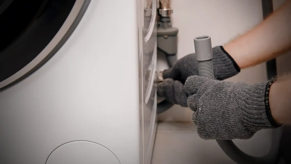 مشکل پمپ تخلیه یا انسداد مسیر خروج آب