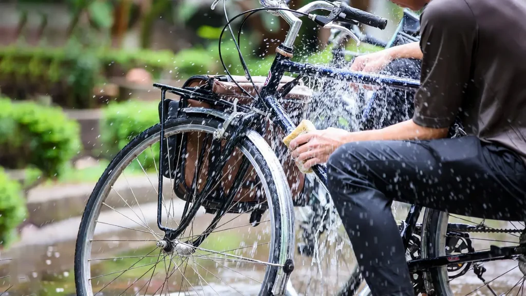 شستن دوچرخه