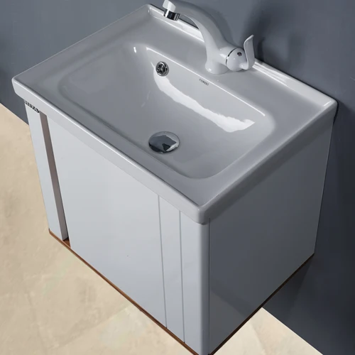 مدل سرینا چوبی سفید