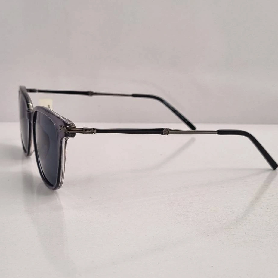 عینک آفتابی مدل Salvator ferragamo 1015 - غیر اصل