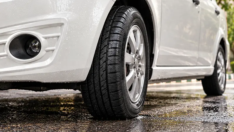 ویژگی های بهترین لاستیک ساینا چیست